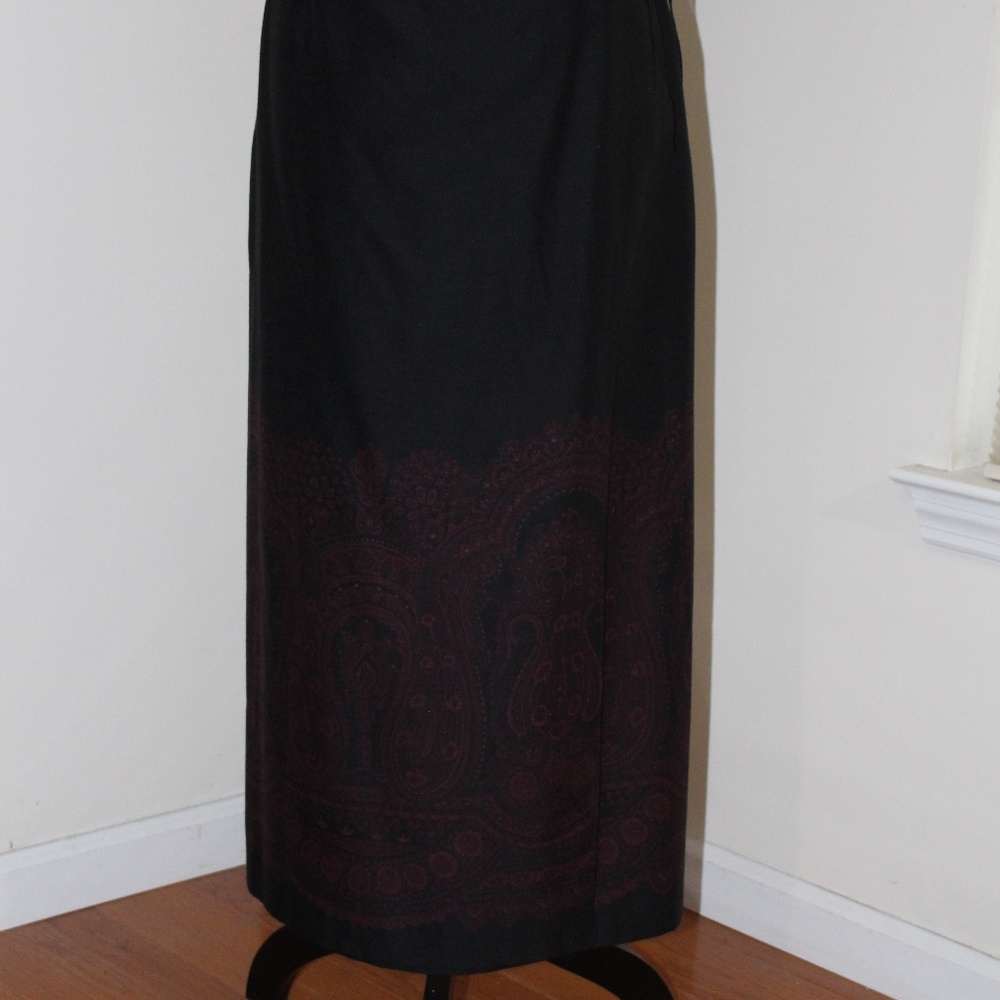 Chelsea Cambell, wrap skirt